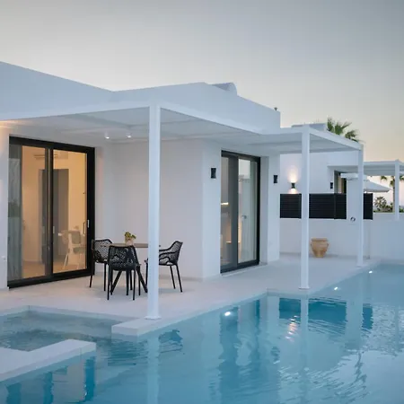 Sardines Luxury Suites Hersonissos  Exterior photo
