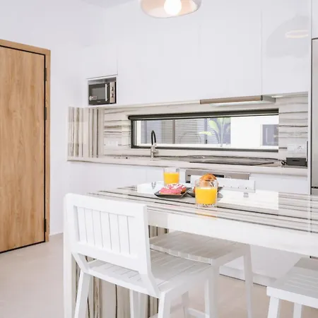 Sardines Luxury Suites Hersonissos  Exterior photo