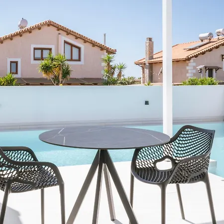 Sardines Luxury Suites Hersonissos  Exterior photo